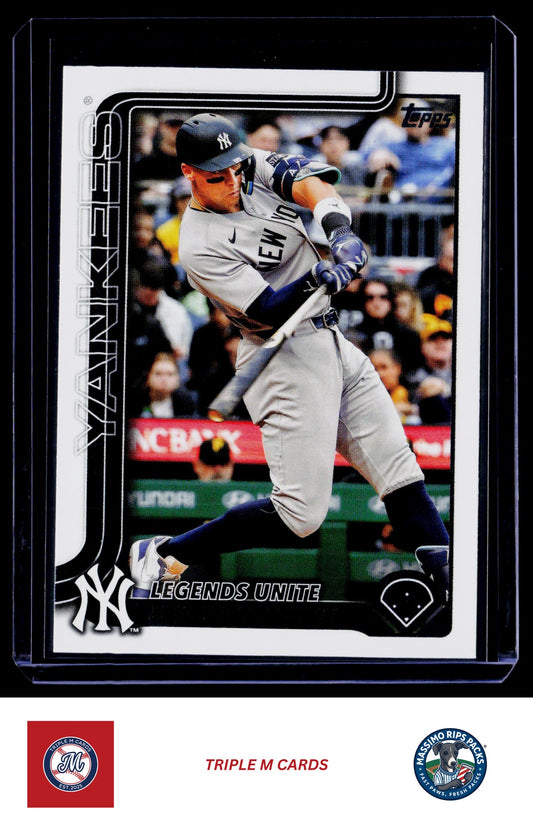 2025 Topps Update #US86 Legends Unite